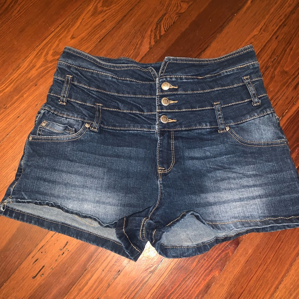 denim blue highway shorts 7/8